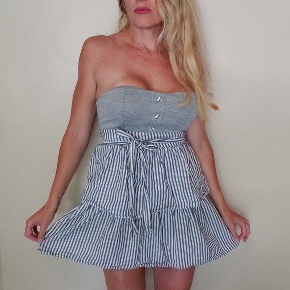 Rue21 Dresses & Skirts - Rue21 Pretty Dress Small